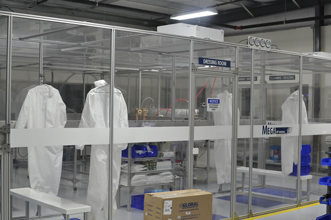 750 sq. ft clean room