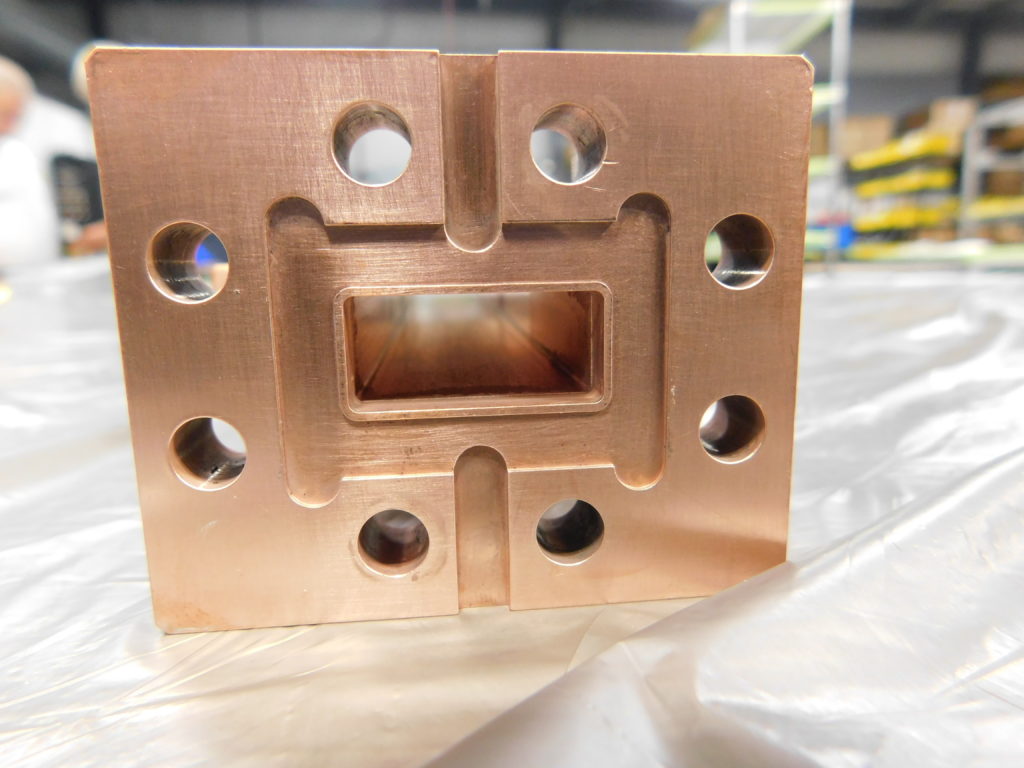 UHV Accessories Ultra High Vacuum Waveguide